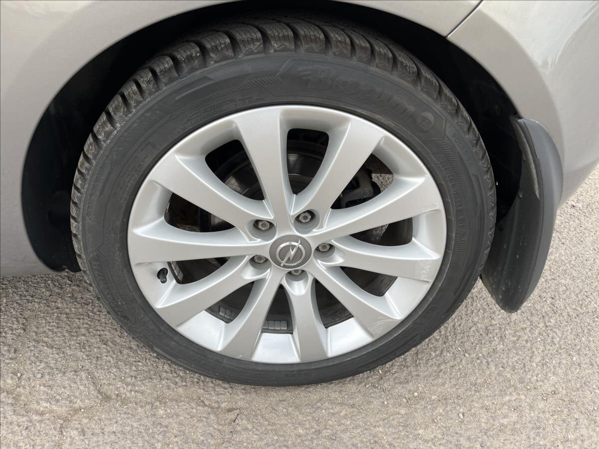 Opel Meriva MPV 1,4 l 88 kw