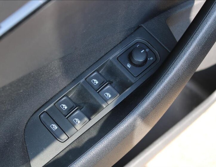 Škoda Scala Hatchback 999,0 85 kw