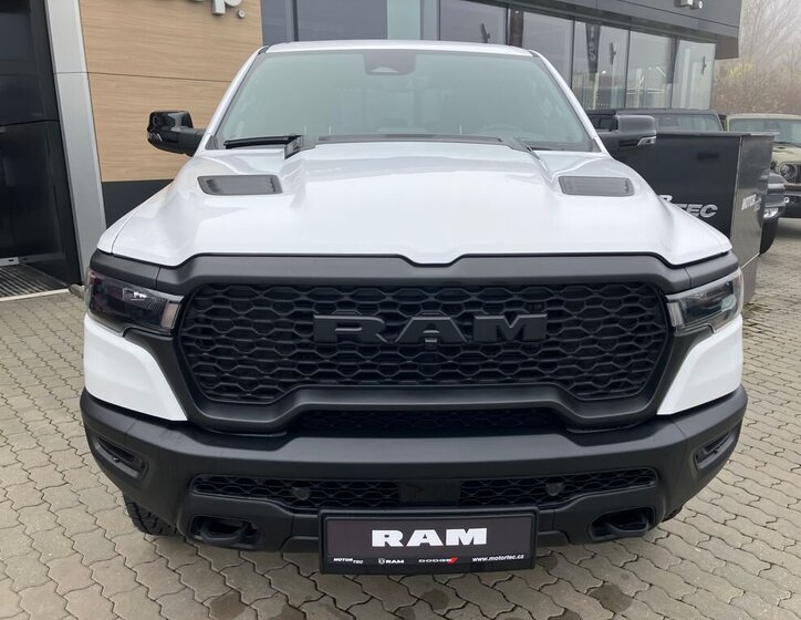 Dodge RAM Pick-up 3,0 l 313 kw