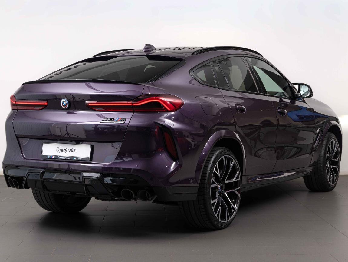 BMW X6 SUV 4,4 l 460 kw