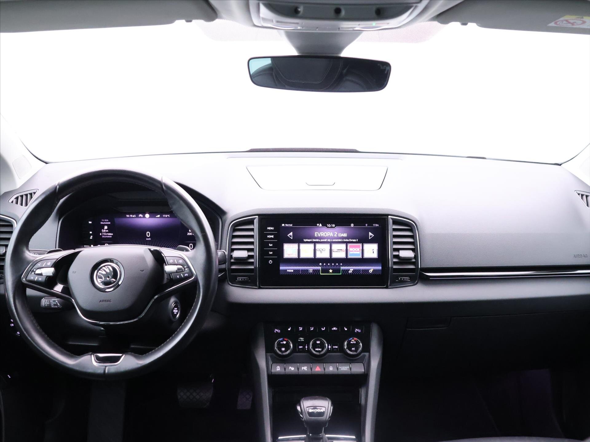 Škoda Karoq SUV / Terénní 1,5 l 110 kw