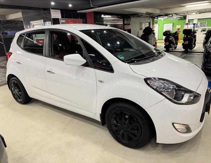 Hyundai ix20 Hatchback 1,4 l 66 kw