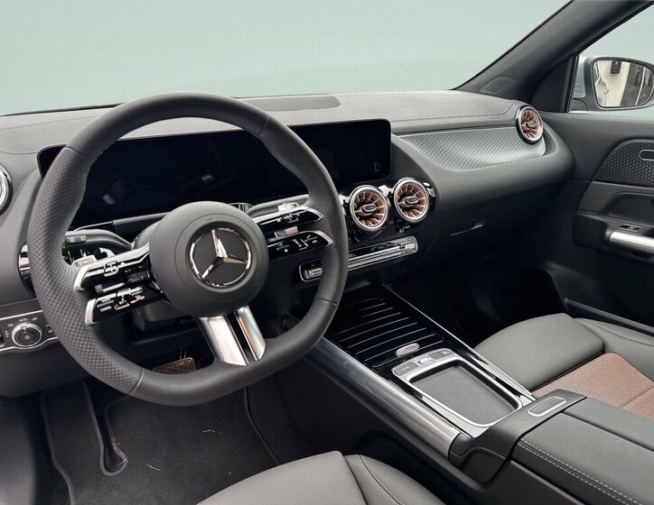 Mercedes-Benz EQA SUV / Terénní 0,0 168 kw