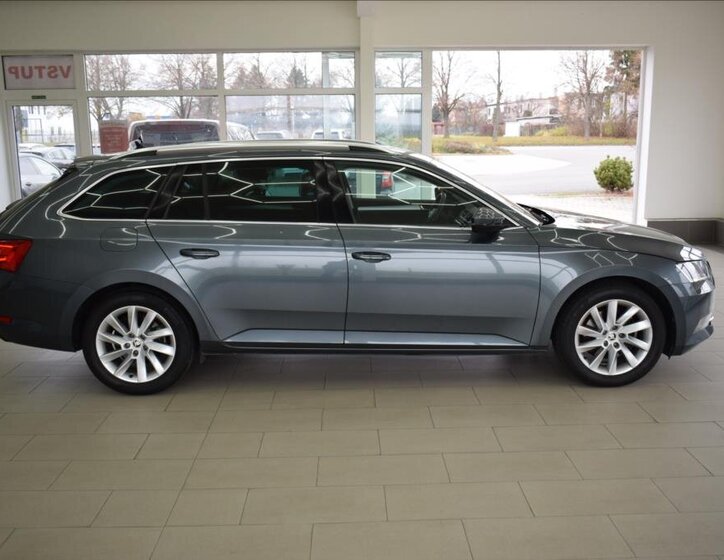 Škoda Superb 4