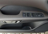 Lexus RX 350h SUV / Terénní 2,5 l 140 kw