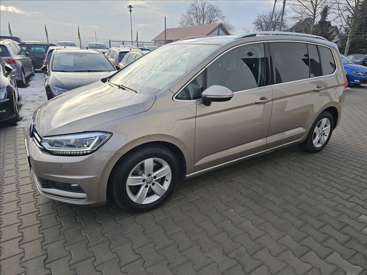 Volkswagen Touran Kombi 1,4 l 110 kw