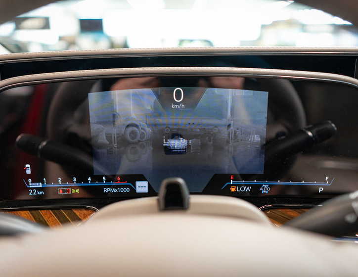 Cadillac Escalade 28