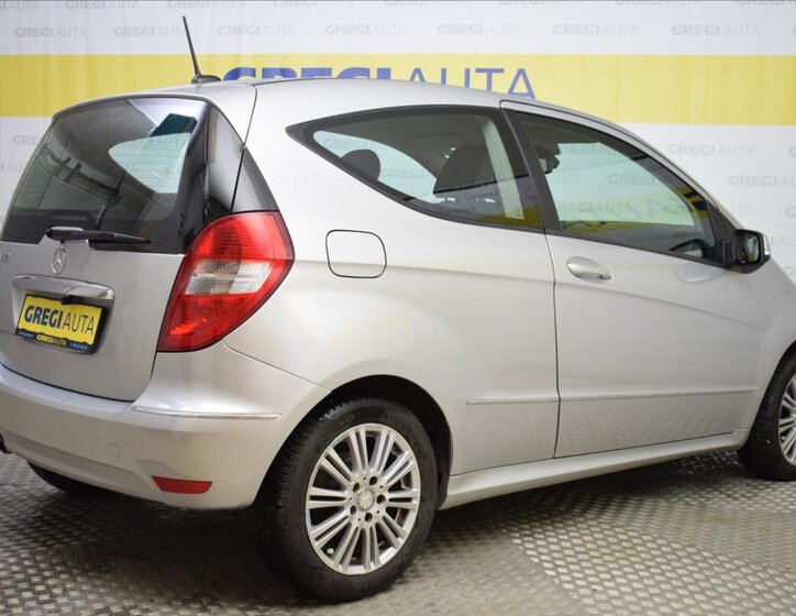Mercedes-Benz Třídy A Hatchback 1,7 l 85 kw