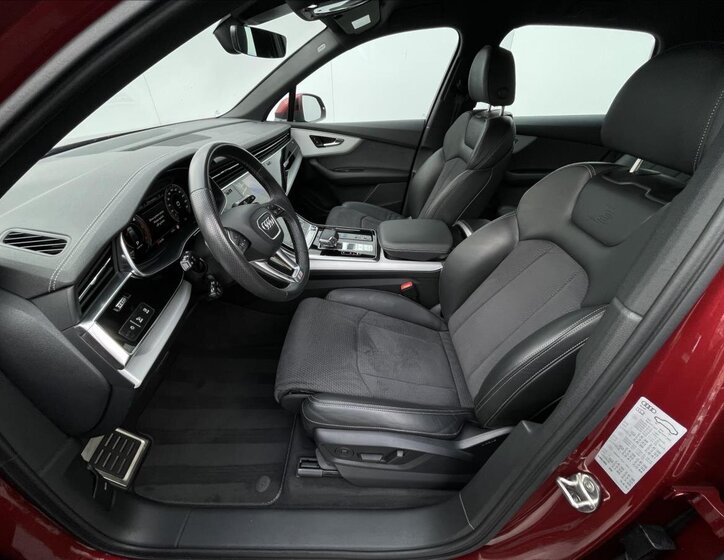 Audi Q7 SUV / Terénní 3,0 l 210 kw