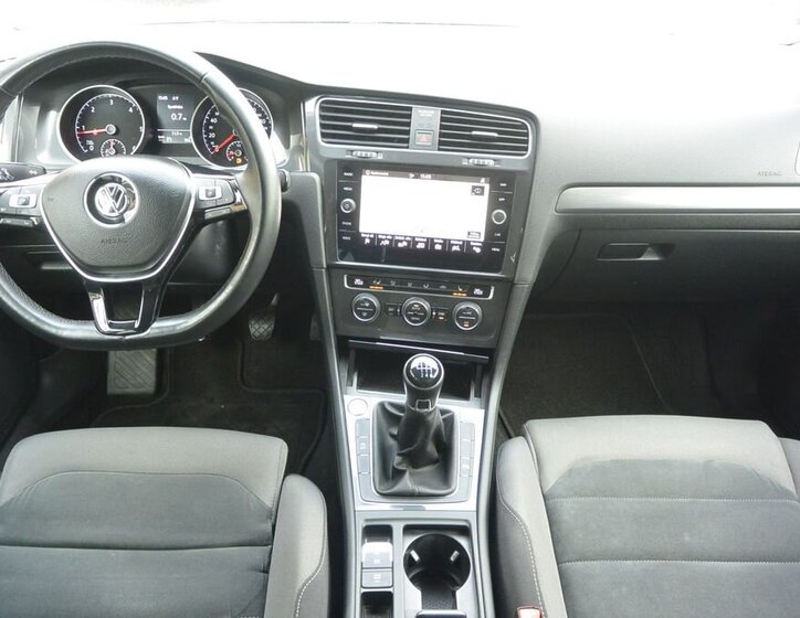 Volkswagen Golf Kombi 2,0 l 110 kw