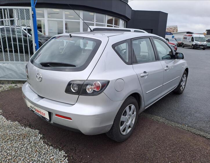 Mazda 3 3