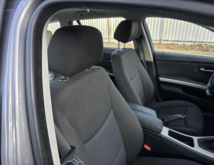 BMW Řada 3 Kombi 2,0 l 105 kw