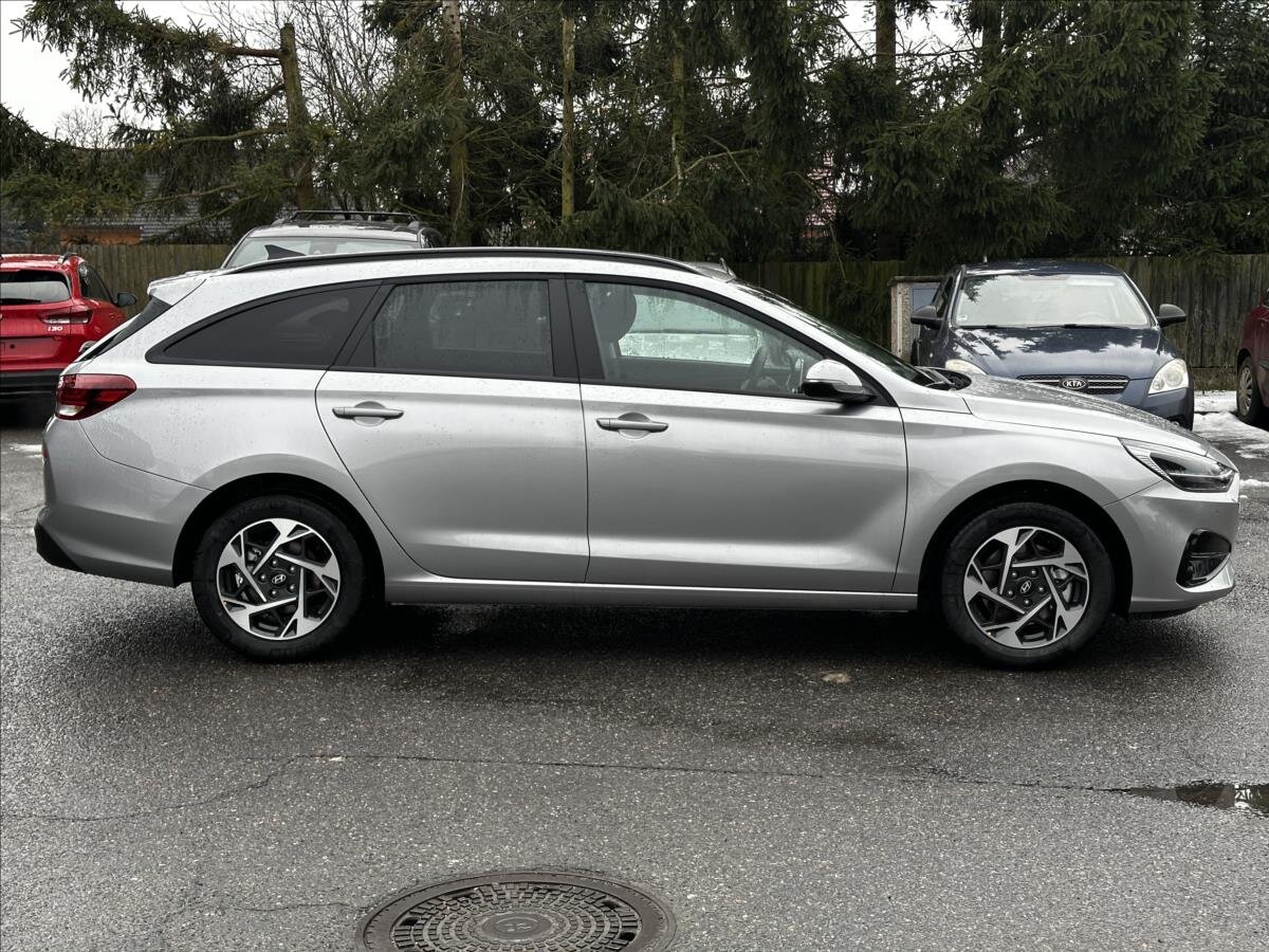 Hyundai i30 Kombi 1,5 l 70 kw