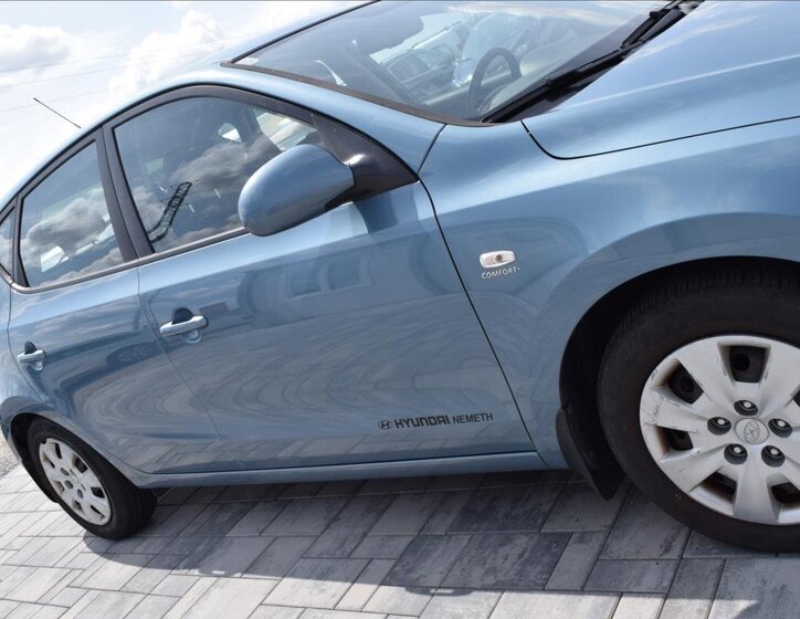 Hyundai i30 Hatchback 1,6 l 66 kw