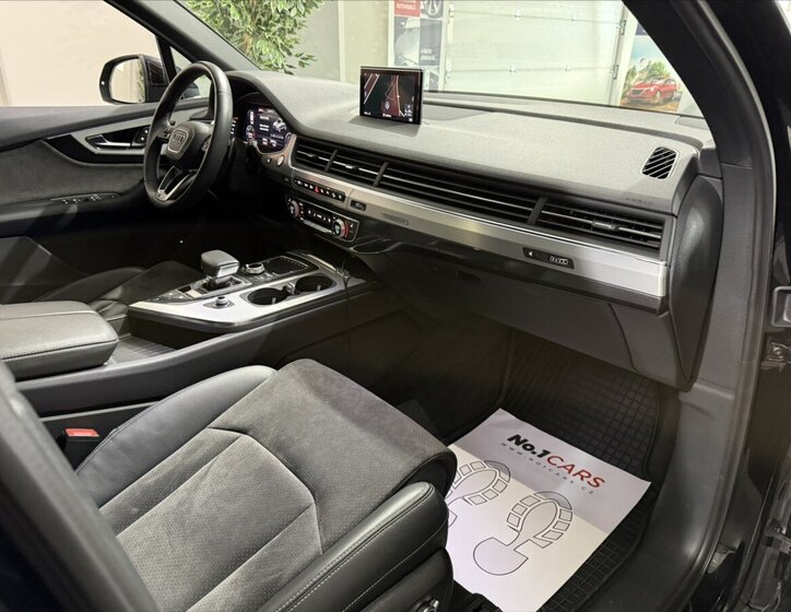 Audi Q7 SUV / Terénní 3,0 l 200 kw