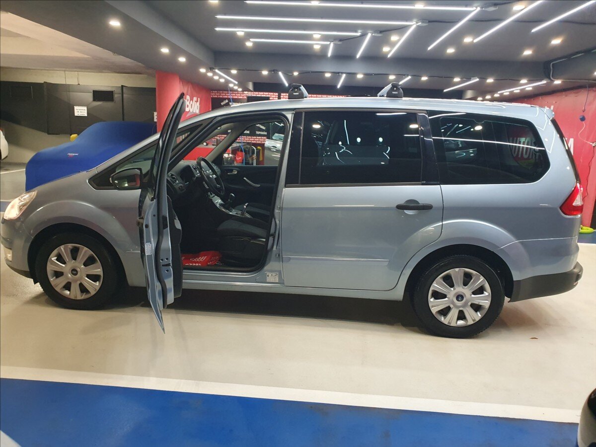 Ford Galaxy MPV 2,0 l 107 kw