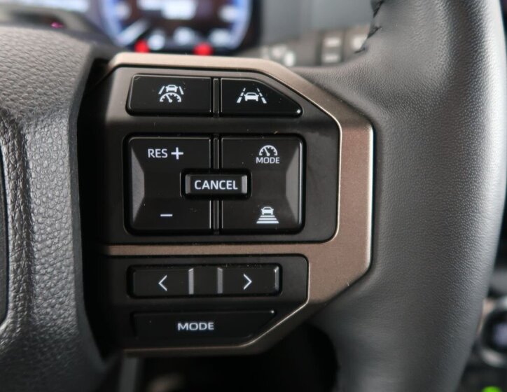 Toyota Land Cruiser Kombi 2,8 l 151 kw