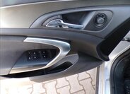 Opel Insignia Hatchback 2,0 l 118 kw