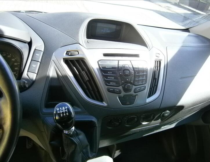 Ford Transit Custom 16