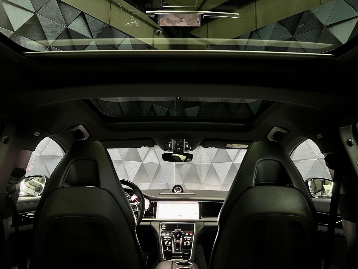 Porsche Panamera Liftback 4,0 l 310 kw