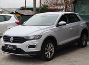 Volkswagen T-Roc 3