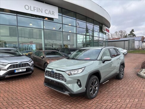 Toyota RAV4 SUV / Terénní 2,5 l 131 kw