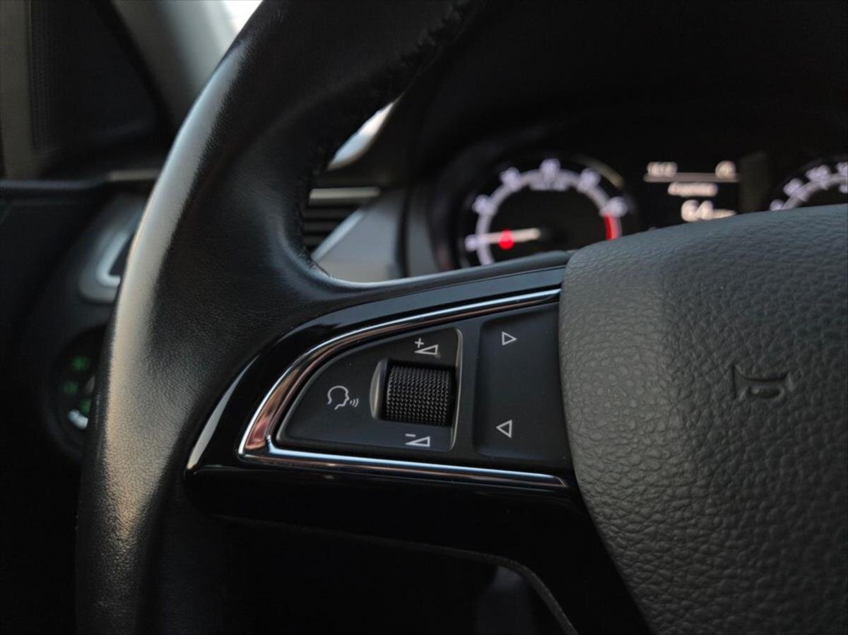 Škoda Rapid Hatchback 999,0 81 kw