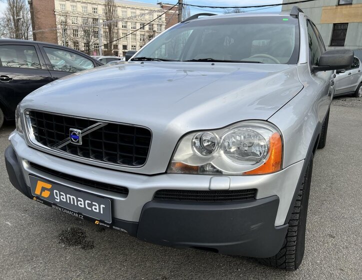 Volvo XC90 SUV / Terénní 2,4 l 120 kw