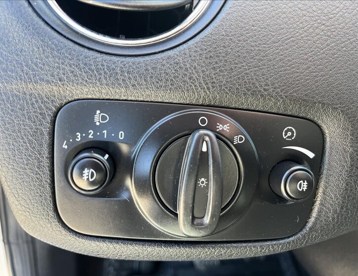 Ford Mondeo Kombi 2,0 l 103 kw