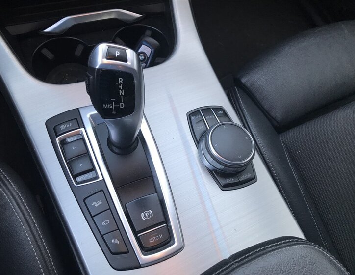 BMW X4 Sedan / Limuzína 2,0 l 140 kw