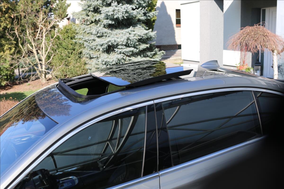 BMW Řada 7 Sedan / Limuzína 3,0 l 294 kw