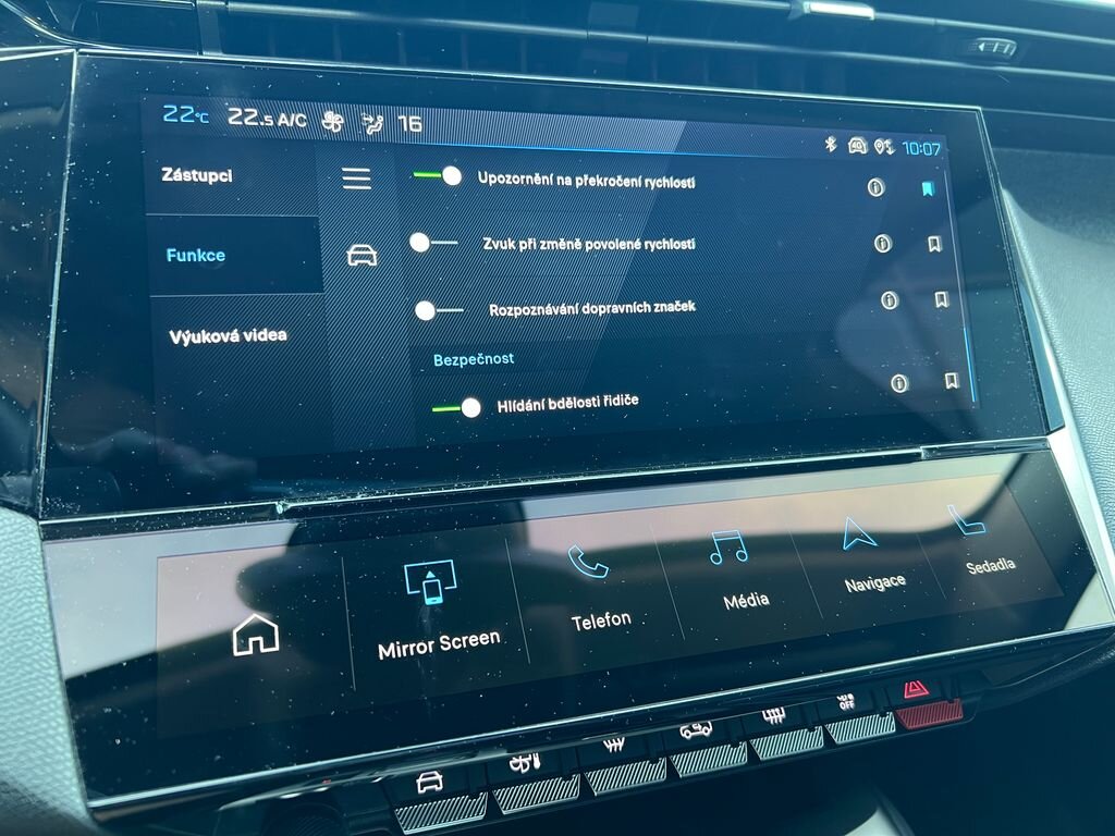 Peugeot 308 Kombi 1,2 l 96 kw