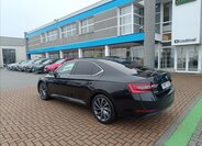 Škoda Superb Liftback 2,0 l 140 kw