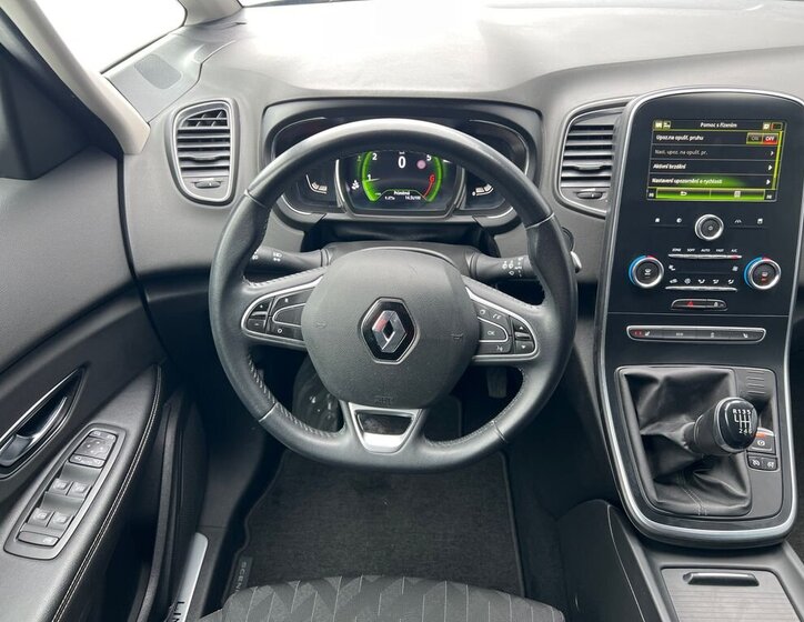 Renault Grand Scénic 9