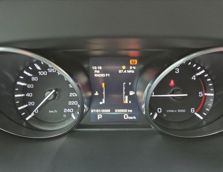 Land Rover Discovery Sport SUV 2,0 l 132 kw