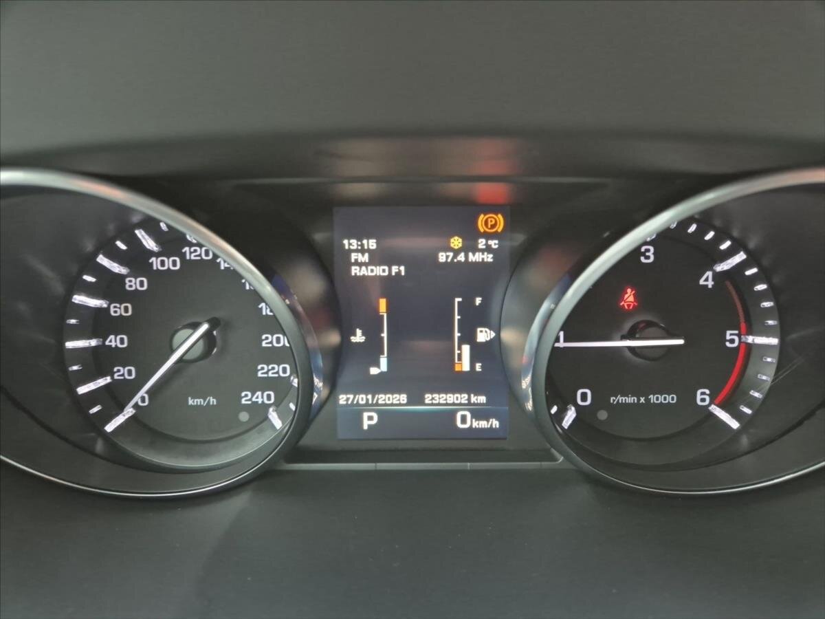 Land Rover Discovery Sport SUV 2,0 l 132 kw