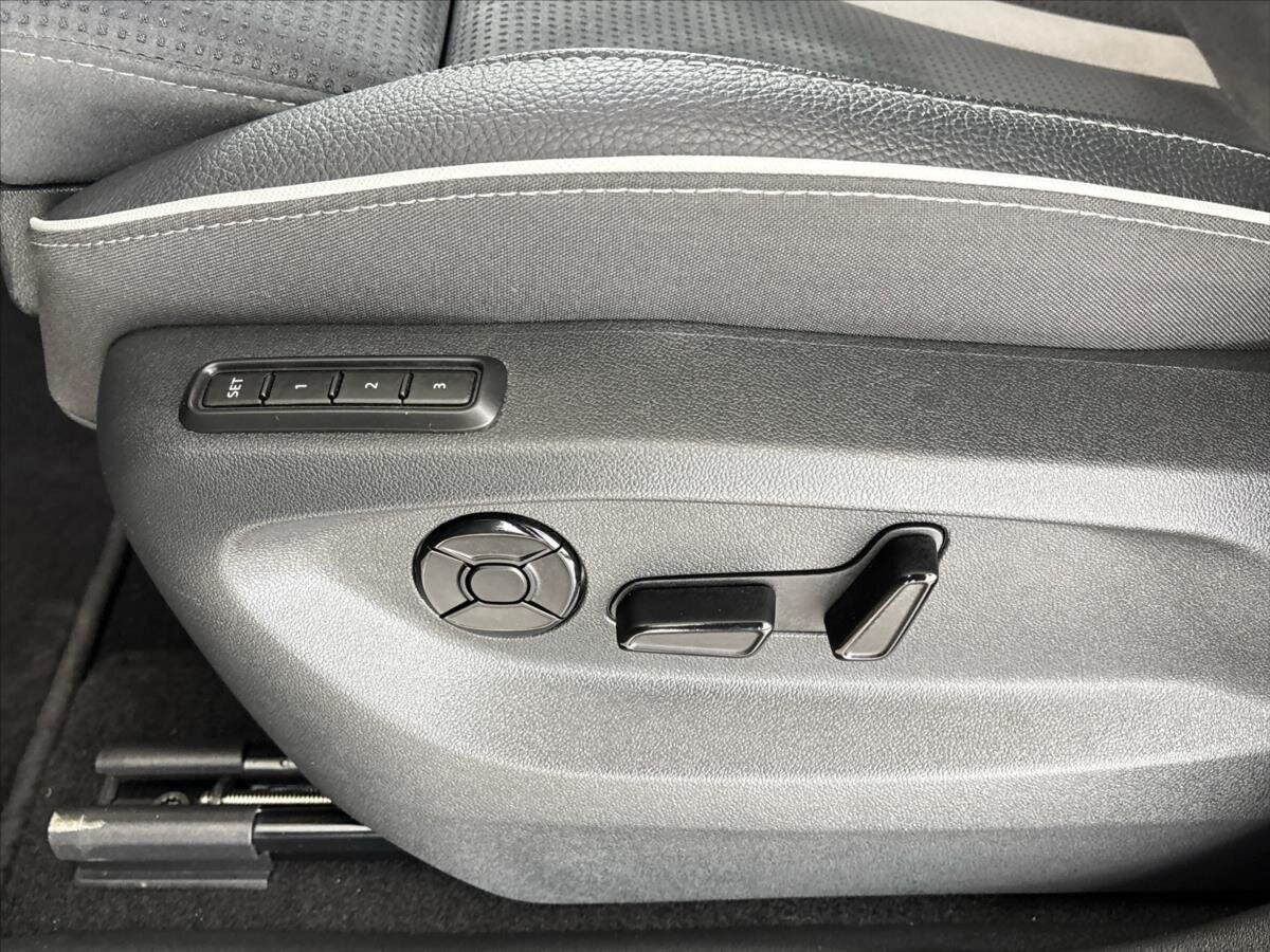 Škoda Kodiaq SUV / Terénní 2,0 l 142 kw