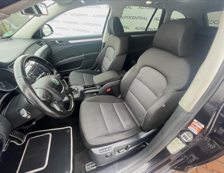 Škoda Superb Kombi 2,0 l 103 kw