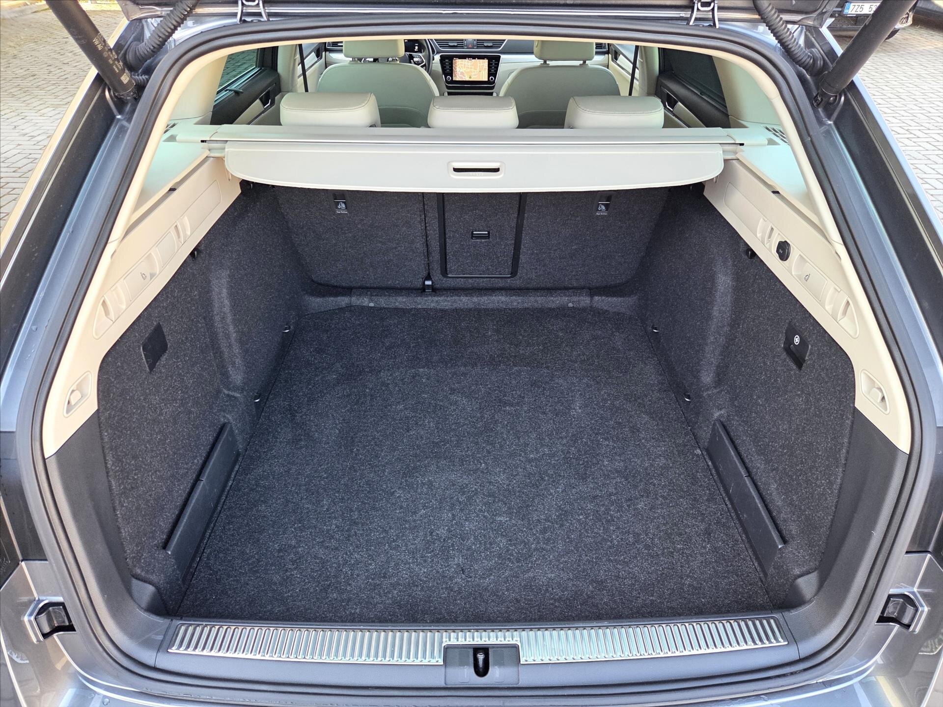 Škoda Superb Kombi 2,0 l 147 kw