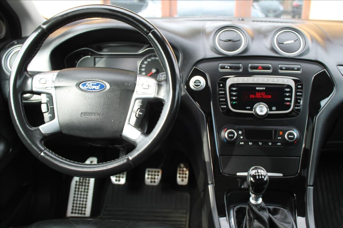 Ford Mondeo Kombi 2,0 l 103 kw