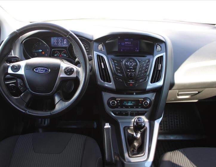 Ford Focus 14