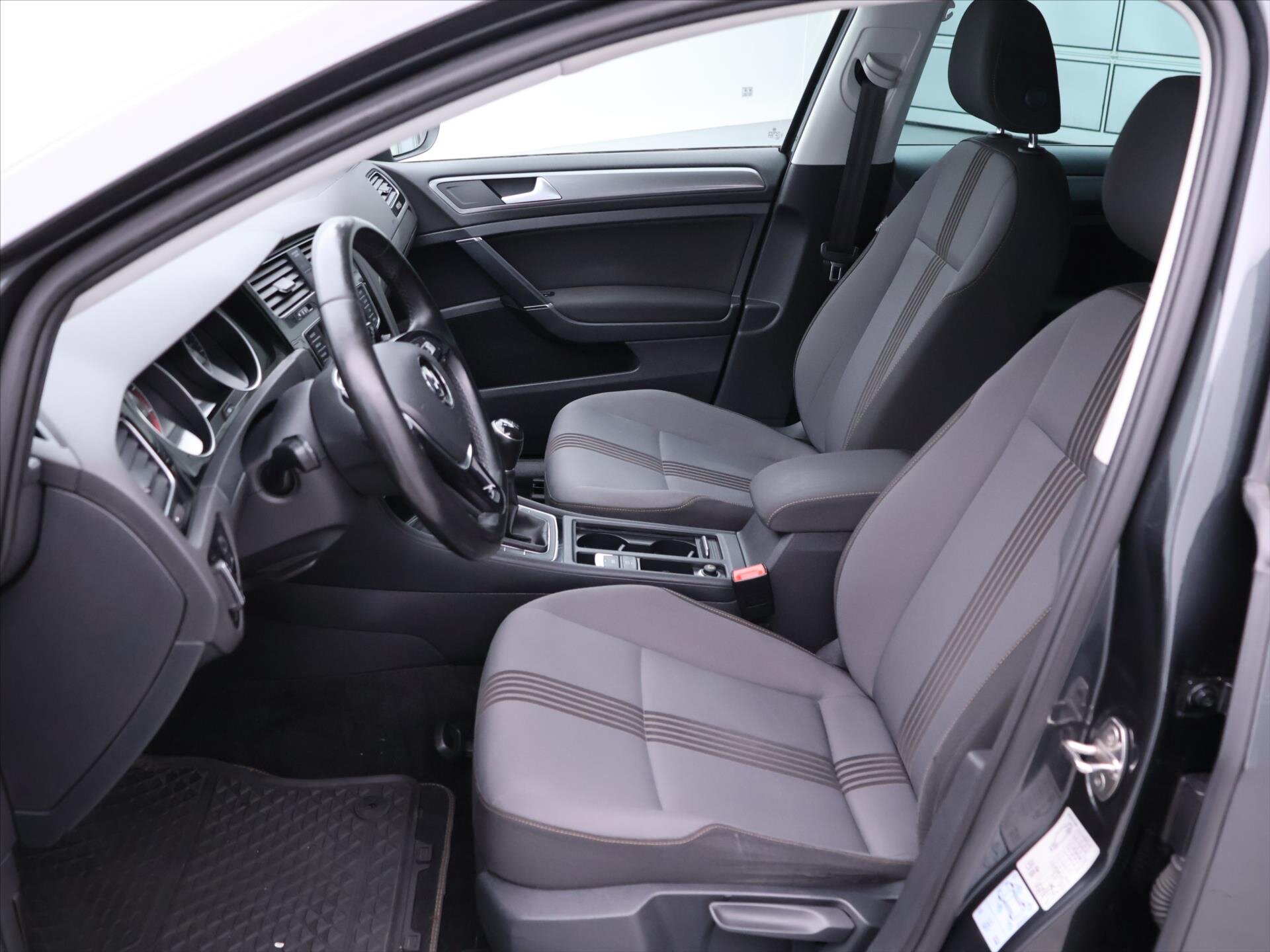 Volkswagen Golf Hatchback 1,2 l 81 kw