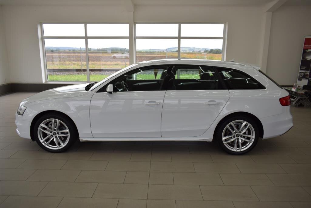 Audi A4 Kombi 2,0 l 140 kw