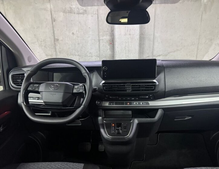 Toyota ProAce Verso 15