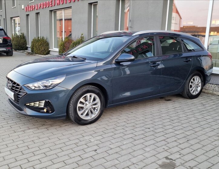 Hyundai i30 Kombi 1,6 l 85 kw