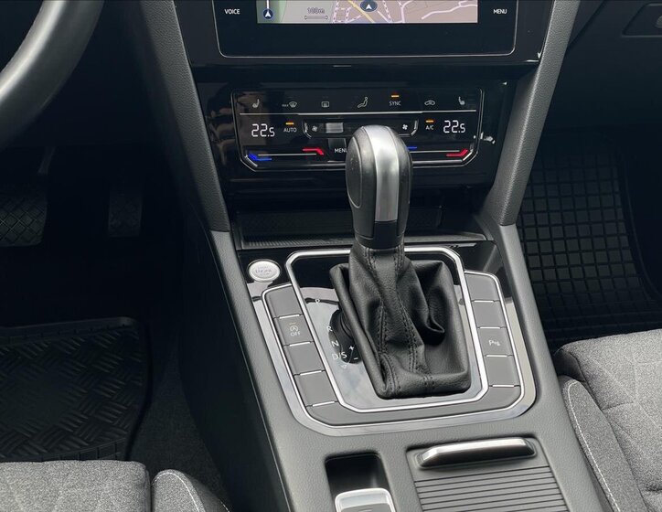 Volkswagen Passat Kombi 2,0 l 110 kw