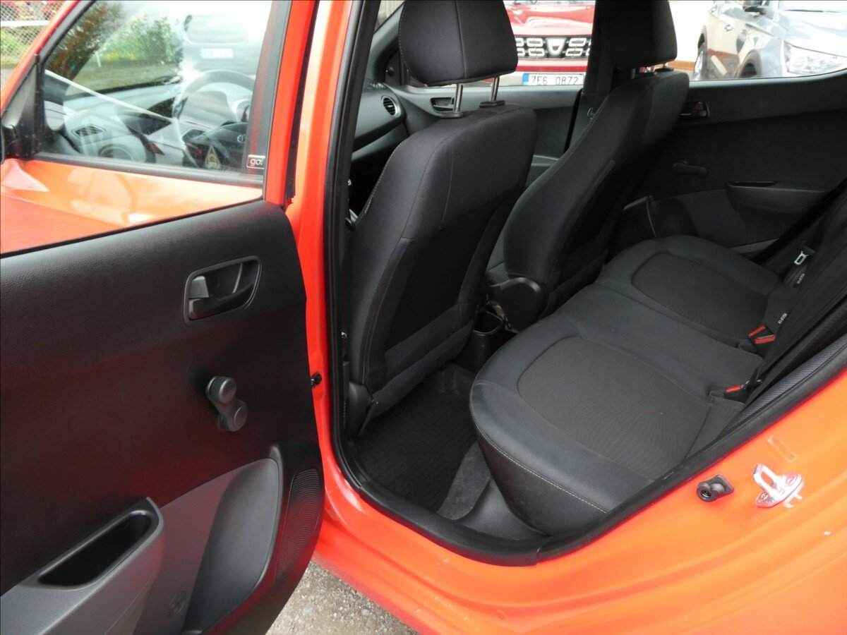 Hyundai i10 Hatchback 998,0 49 kw