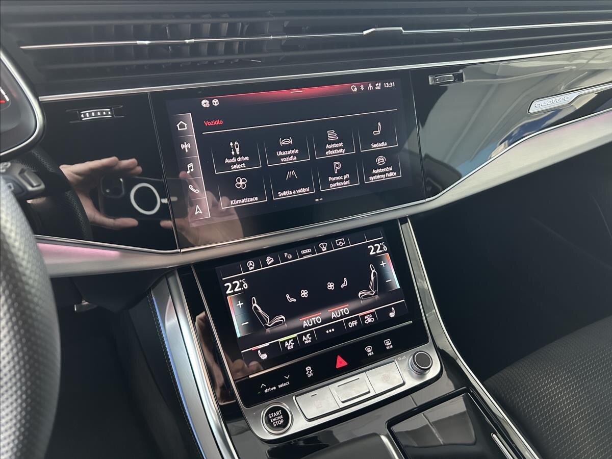 Audi Q8 SUV 3,0 l 250 kw