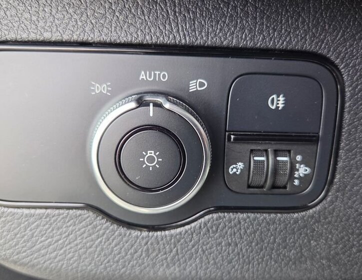 Mercedes-Benz Sprinter Valník 2,0 l 125 kw