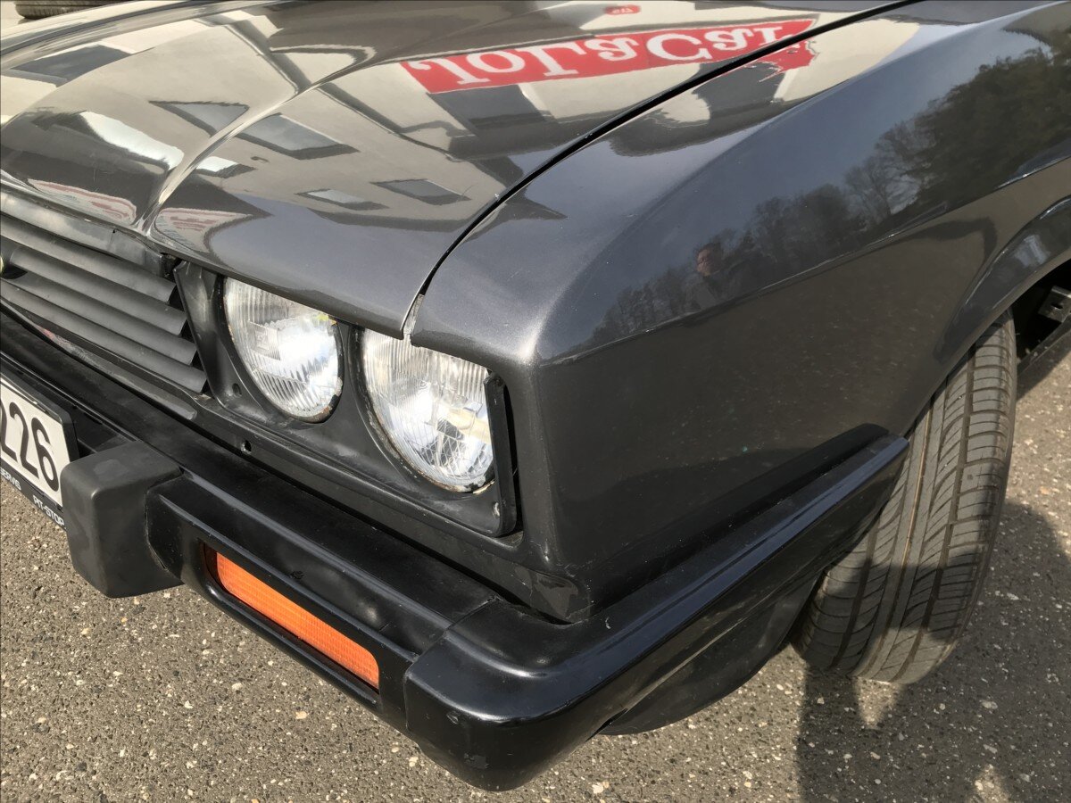 Ford Capri Kupé 2,0 l 66 kw